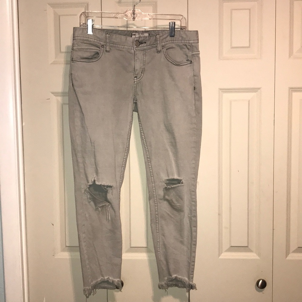 FREE PEOPLE!! light green cropped boyfriend jeans